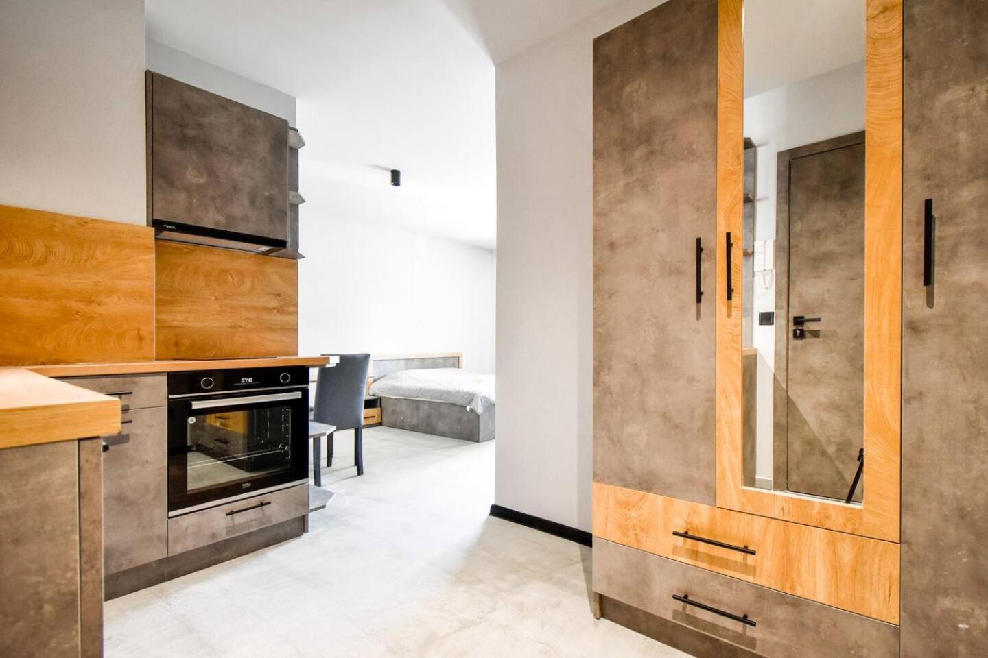 6 Studios 6 Bathrooms 2 Levels Kitchens 索菲亞 外观 照片